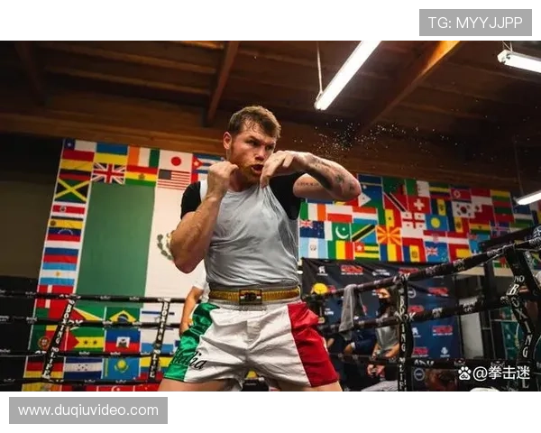 戈洛夫金表演赛点数胜网红拳手，表演收益捐慈善